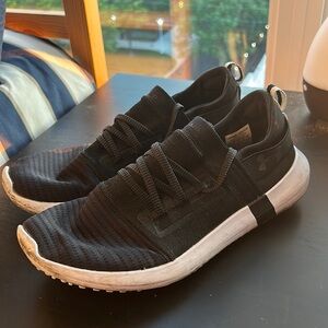 Under Armour - Men’s Vibe Running Shoes. Blake/White. Size 10.